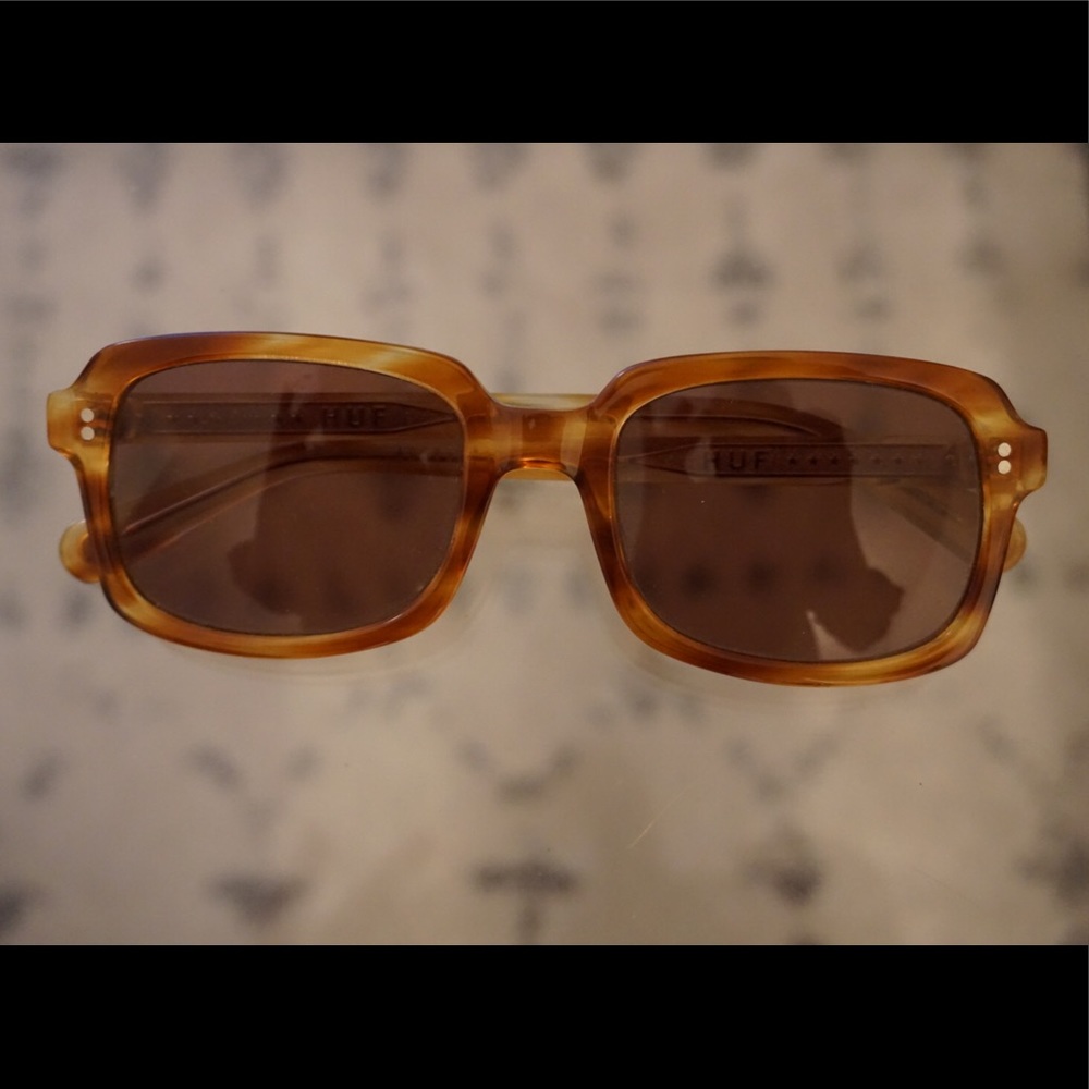 Huf square tortoiseshell sunglasses unisex